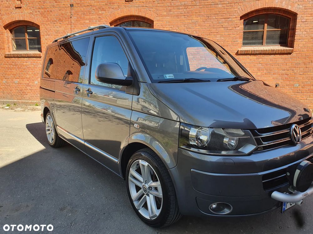 Volkswagen Multivan - 2