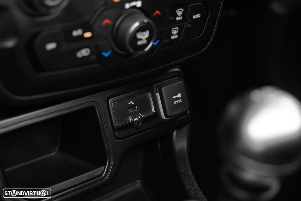 Jeep Renegade 1.0 T Limited - 30