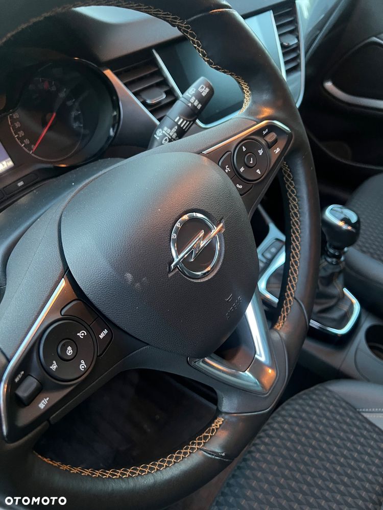 Opel Crossland X - 25