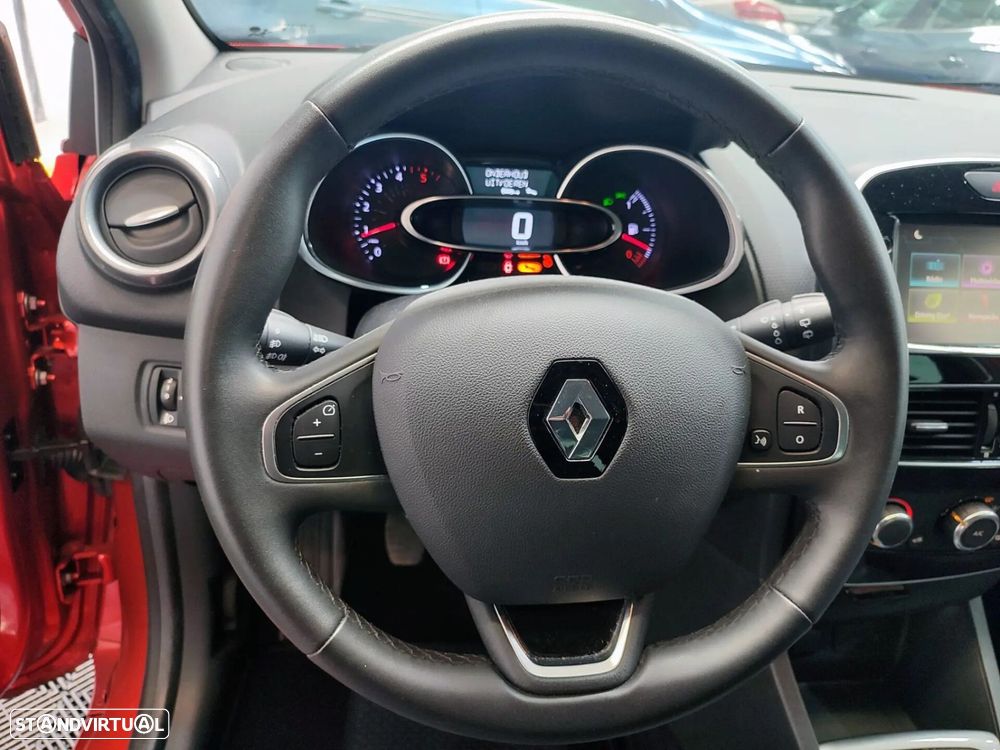 Renault Clio - 20