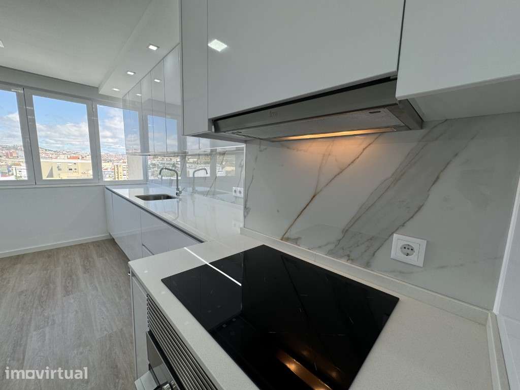 T2 Remodelado - Alfornelos - Grande imagem: 3/13