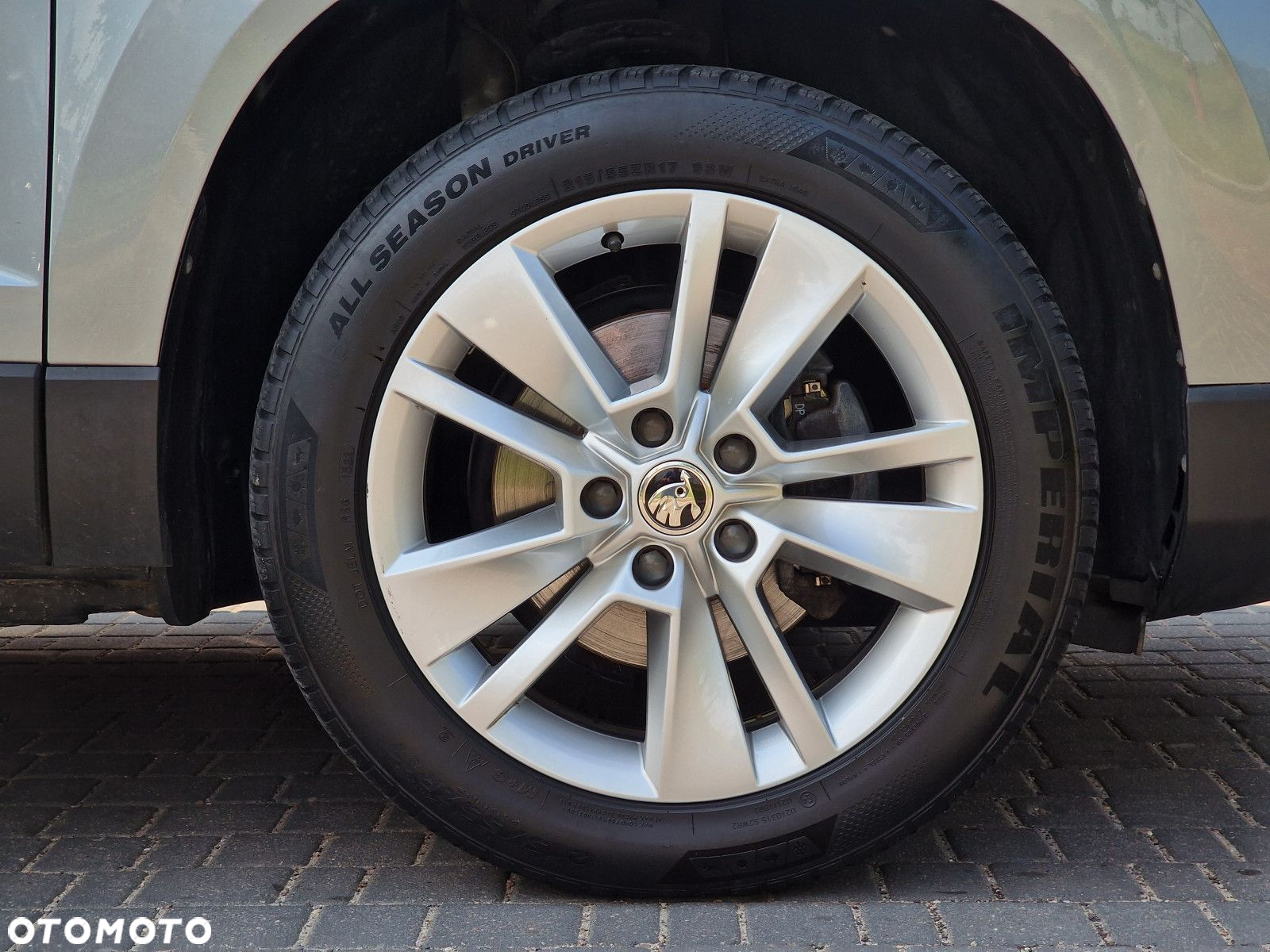 Skoda Karoq 1.5 TSI ACT 4x2 Style DSG - 9