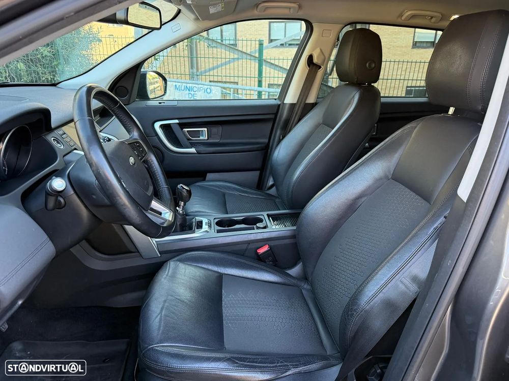 Land Rover Discovery Sport 2.0 eD4 Pure - 8