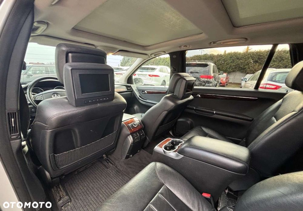 Mercedes-Benz Klasa R - 12