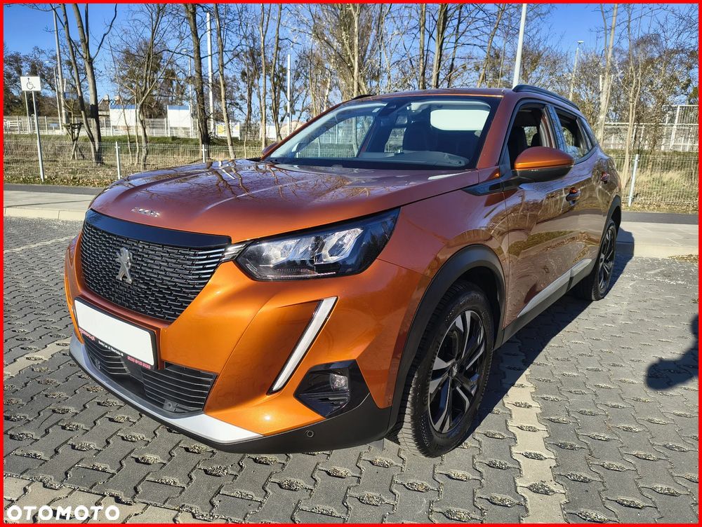 Peugeot 2008 1.2 Pure Tech GPF Allure S&S EAT6 - 1