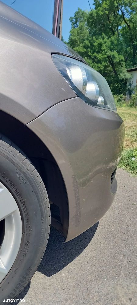 Volkswagen Golf Plus 2.0 TDI DPF Trendline DSG - 11