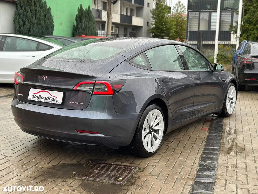 Tesla Model 3 AWD Long Range - 3