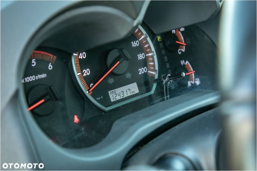 Toyota Hilux 3.0 D-4D SR5 - 22