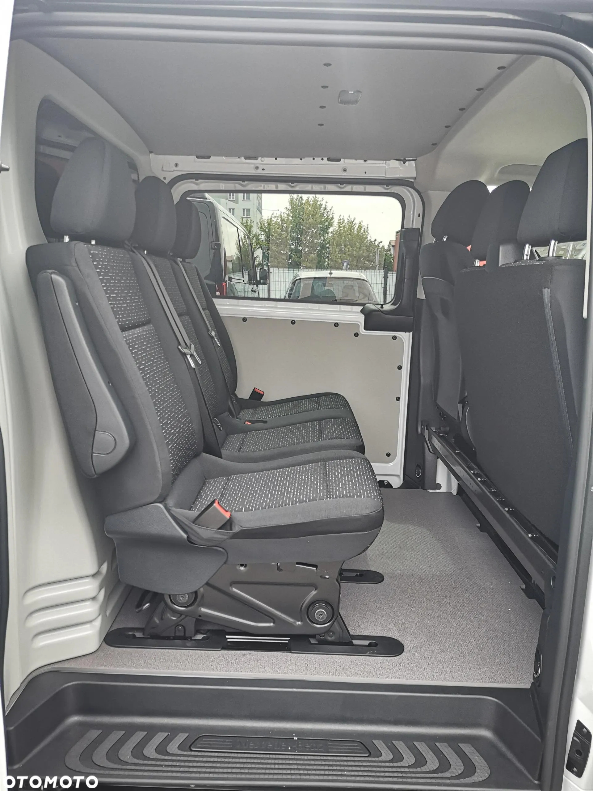 Mercedes-Benz Vito - 13