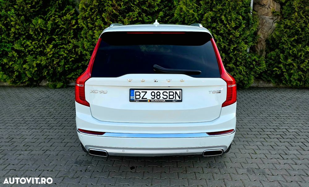 Volvo XC 90 T8 eAWD R-Design - 16