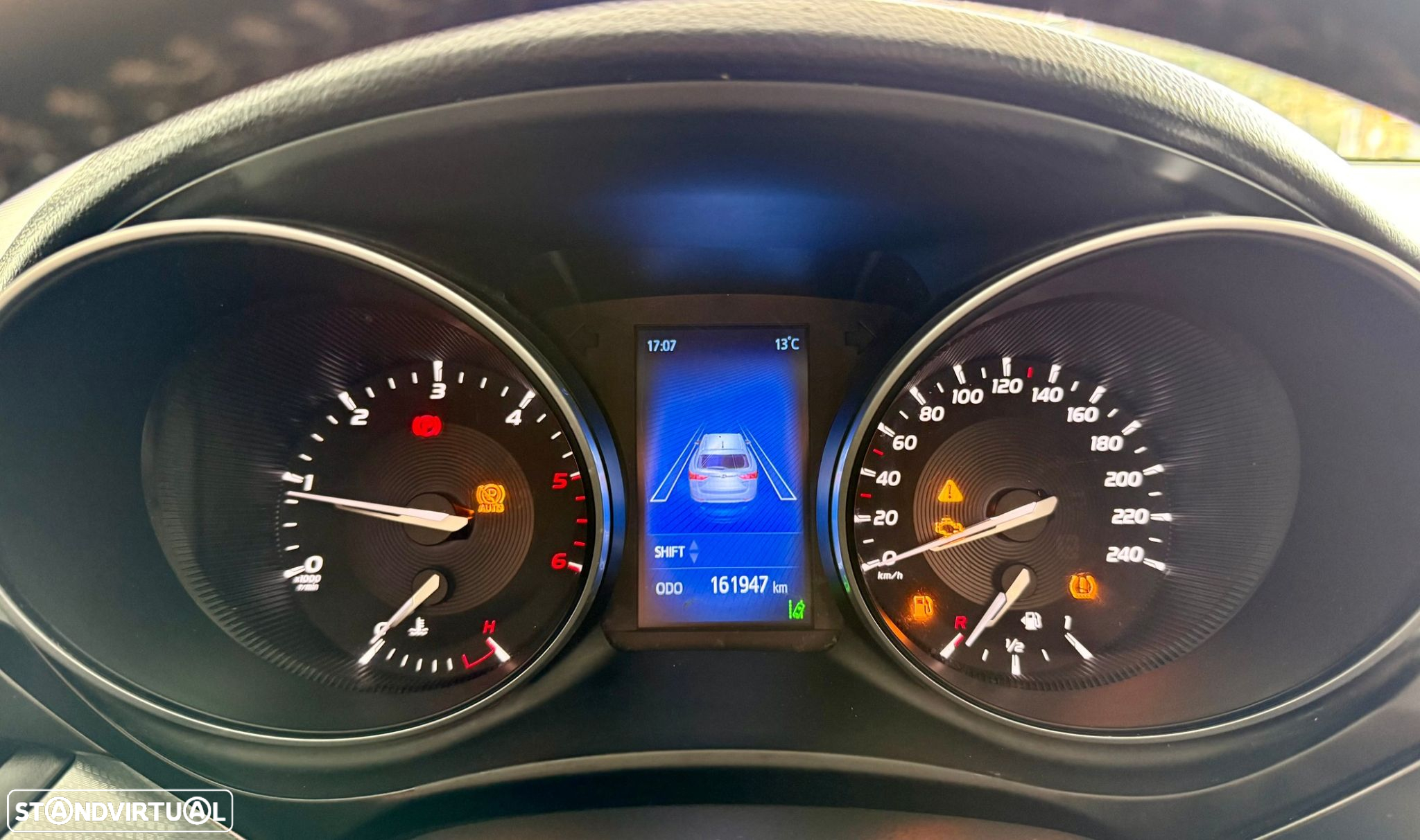 Toyota Avensis Touring Sports 1.6 D-4D Edition-S - 9