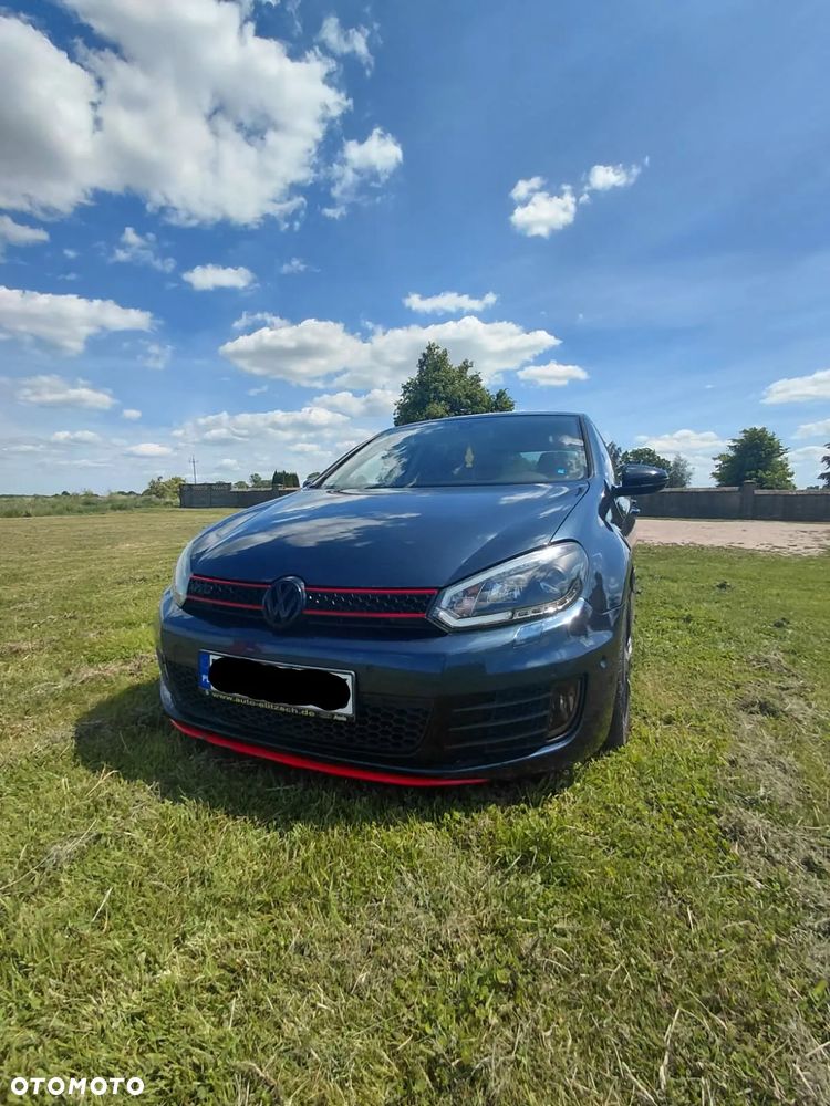 Volkswagen Golf 2.0 TDI DPF Highline - 2