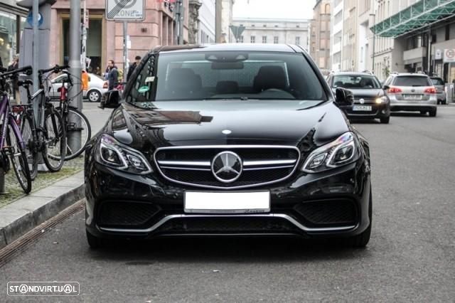Grelha Mercedes E W212 (2013 a 2016) - 8