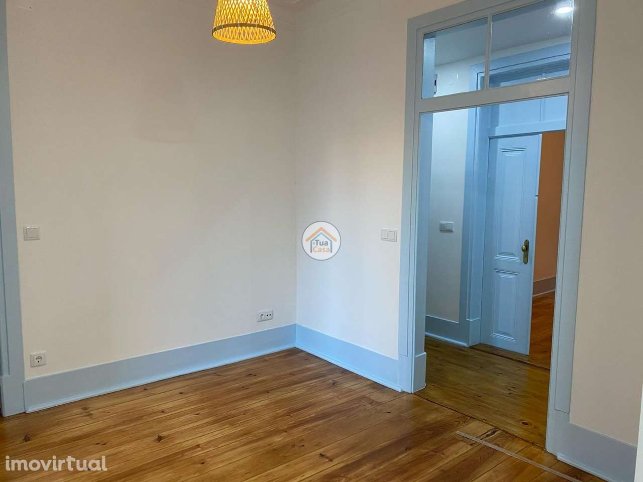 T2 com Traço Antigo Totalmente Renovado – Charme e Centralidade - Grande imagem: 4/12