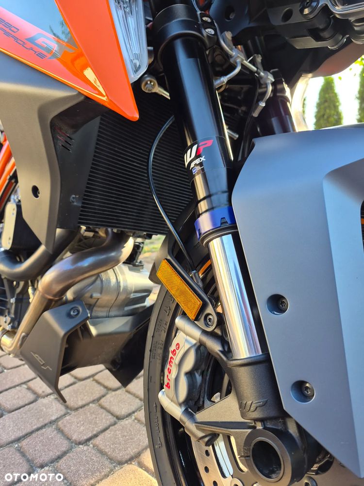 KTM Super Duke - 10