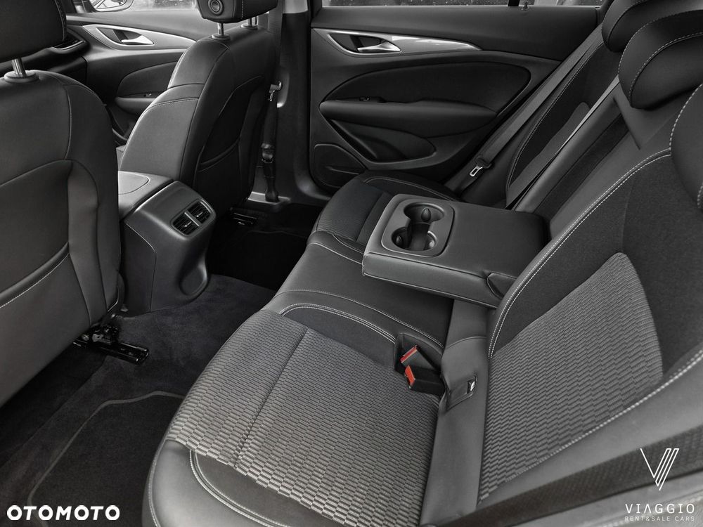Opel Insignia - 20