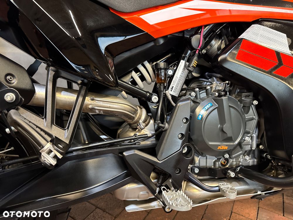 KTM Adventure - 30