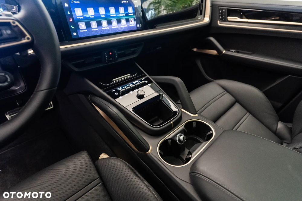 Porsche Cayenne S E-Hybrid PHEV Black Edition - 22