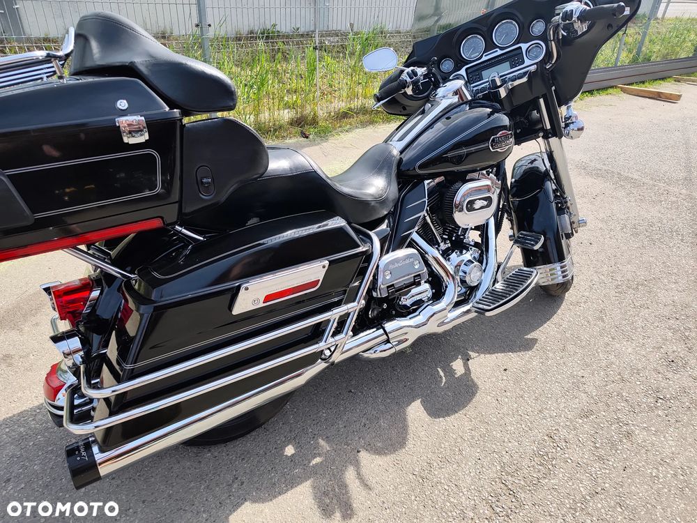 Harley-Davidson FLHTCU Ultra - 19