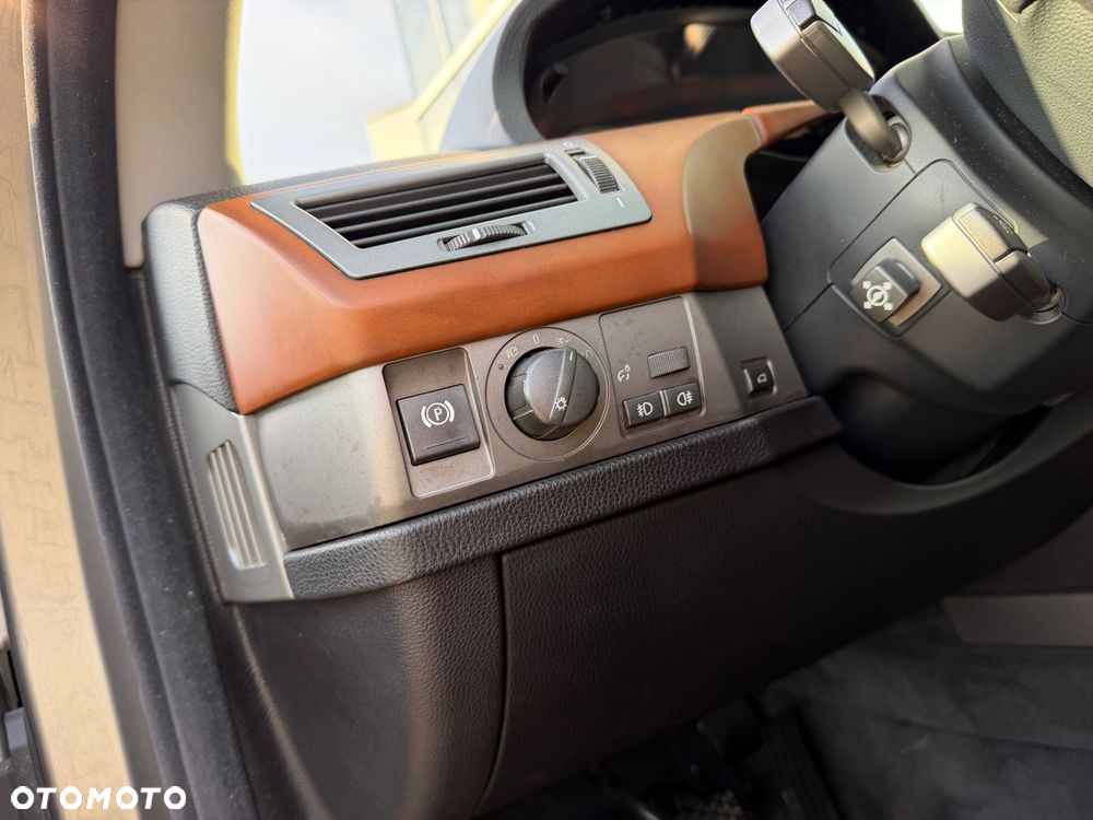 BMW Seria 7 730d - 16