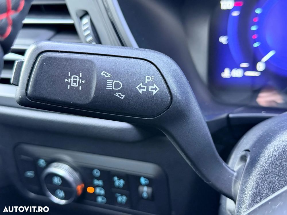 Ford Kuga 2.0 EcoBlue A8 AWD ST Line - 22