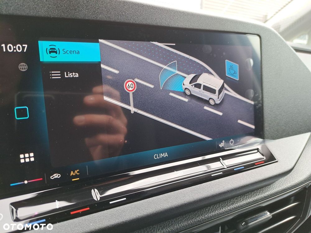 Volkswagen Caddy Maxi Cargo 2.0 TDI 122 KM / skrzynia biegów automatyczna - 22