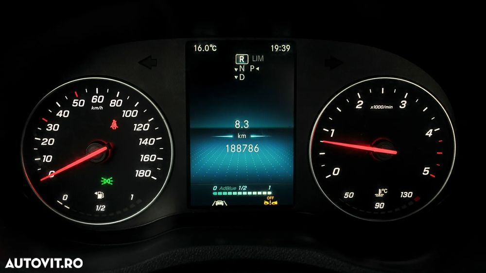 Mercedes-Benz Sprinter 516 - 17