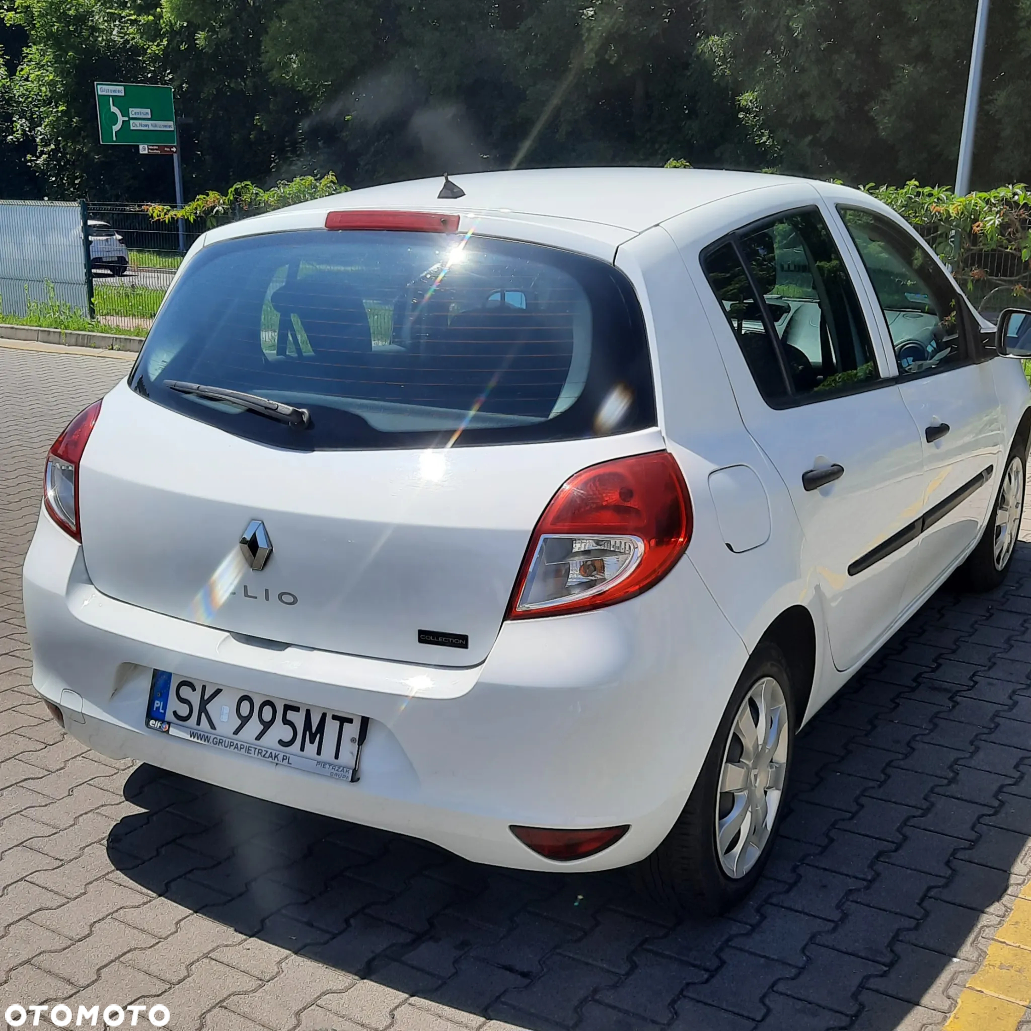 Renault Clio - 10