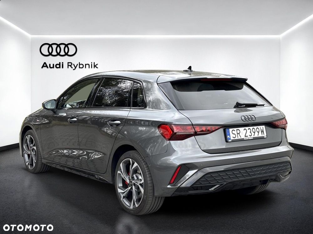 Audi A3 Sportback - 3