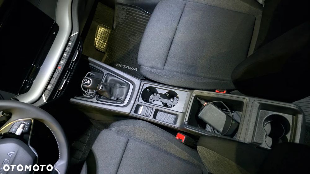 Skoda Octavia - 14