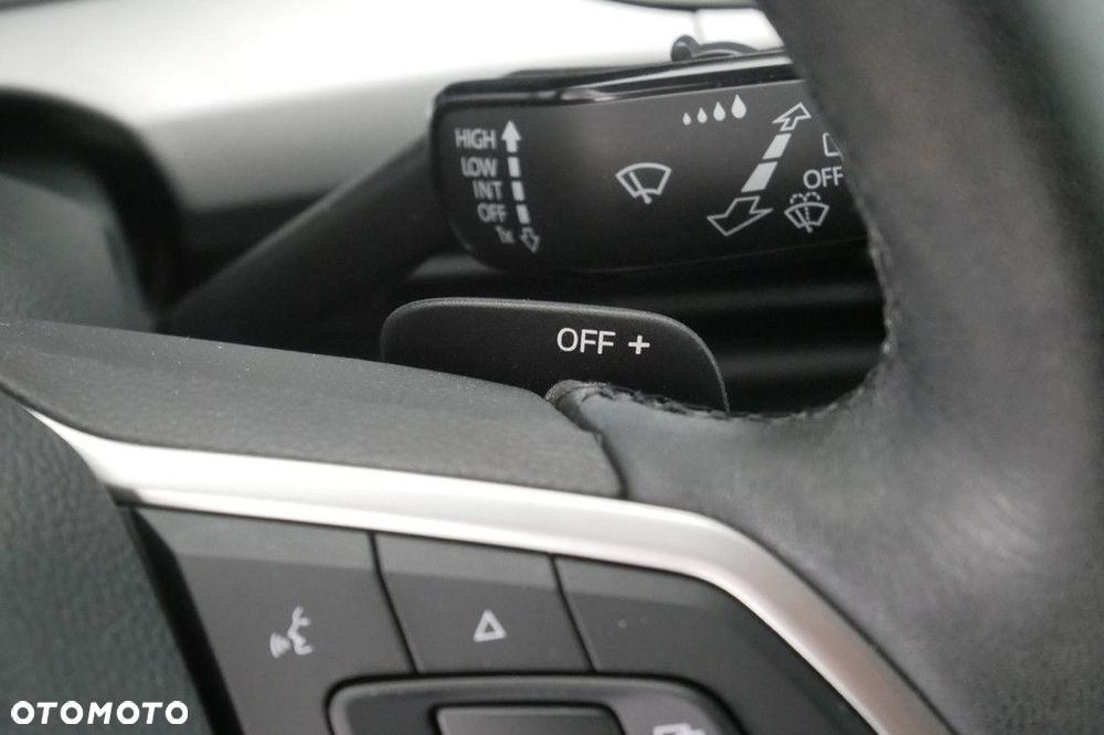 Volkswagen Golf Variant - 22