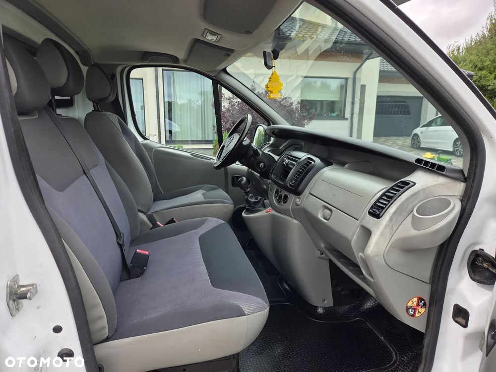 Opel VIVARO - 14