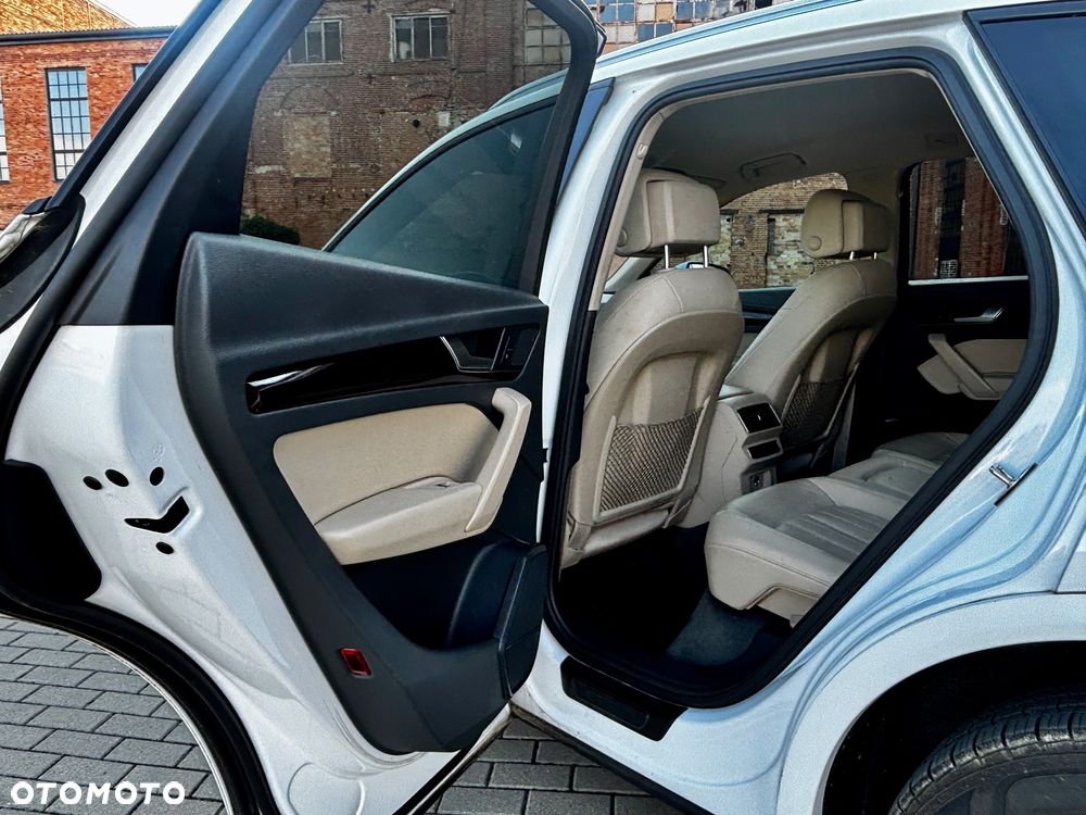 Audi Q5 2.0 TFSI Quattro Design S tronic - 34