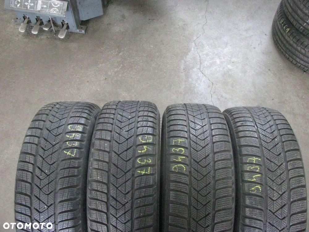 205/55R16 91H PIRELLI SOTTOZERO 3 6-6,7mm 4szt - 1