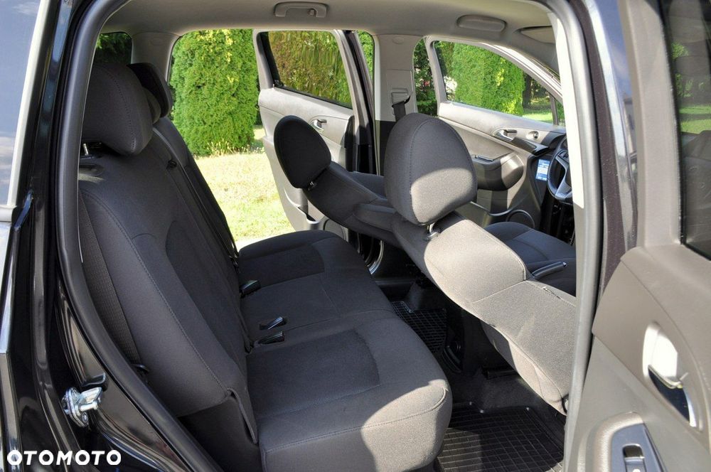 Chevrolet Orlando - 23