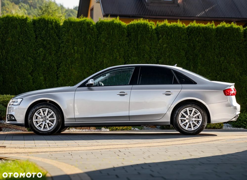 Audi A4 Limousine - 7
