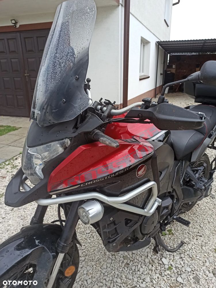 Honda VFR - 11