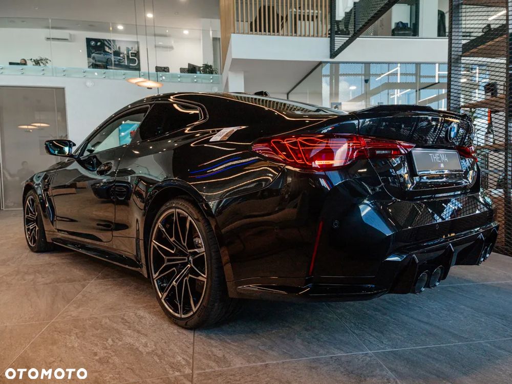 BMW M4 - 4