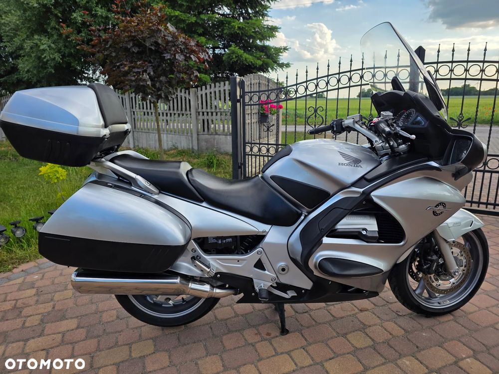 Honda ST - 36