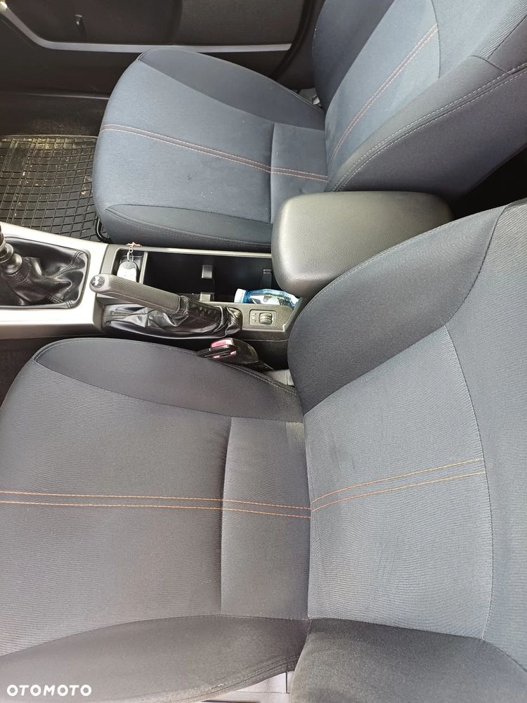Subaru Forester 2.0D XA 000 - 13