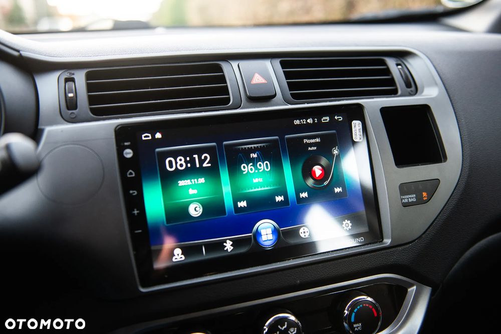 Kia Rio 1.2 Business Line - 33