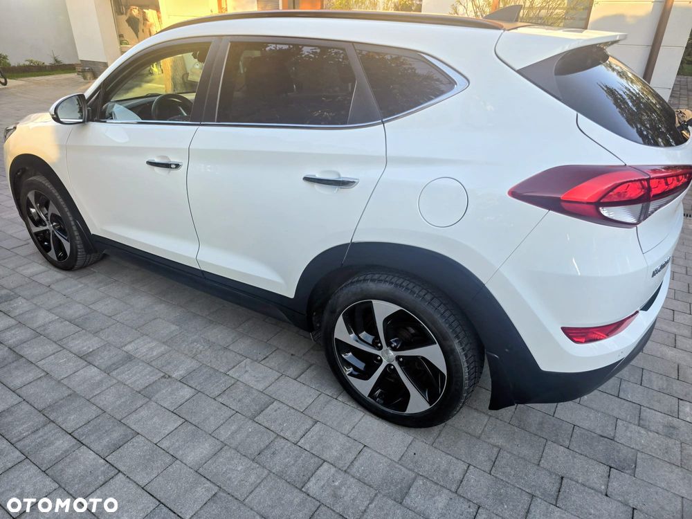 Hyundai Tucson 2.0 CRDI 4WD Automatik Premium - 5