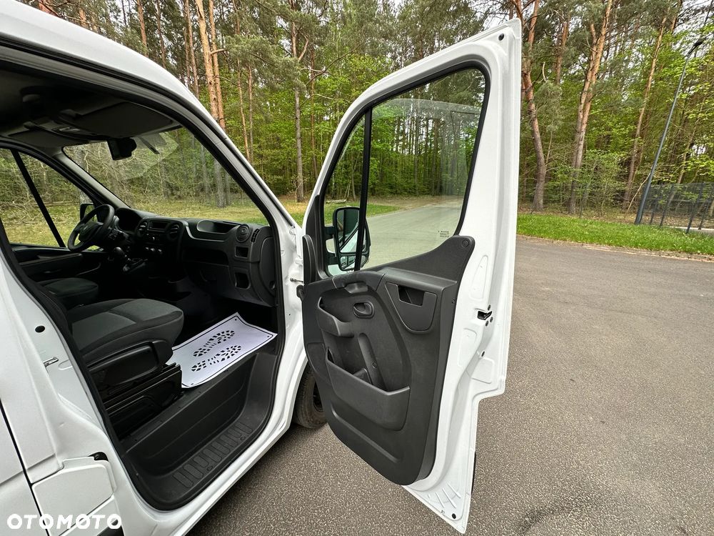 Renault Master - 30
