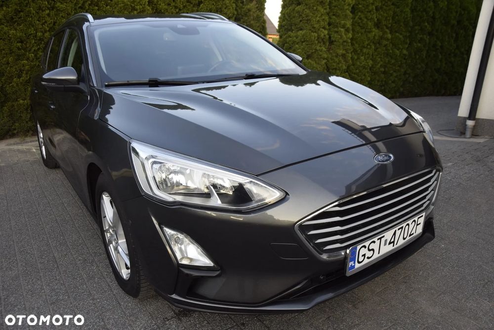 Ford Focus 1.0 EcoBoost STart-Stopp-System TITANIUM DESIGN - 12