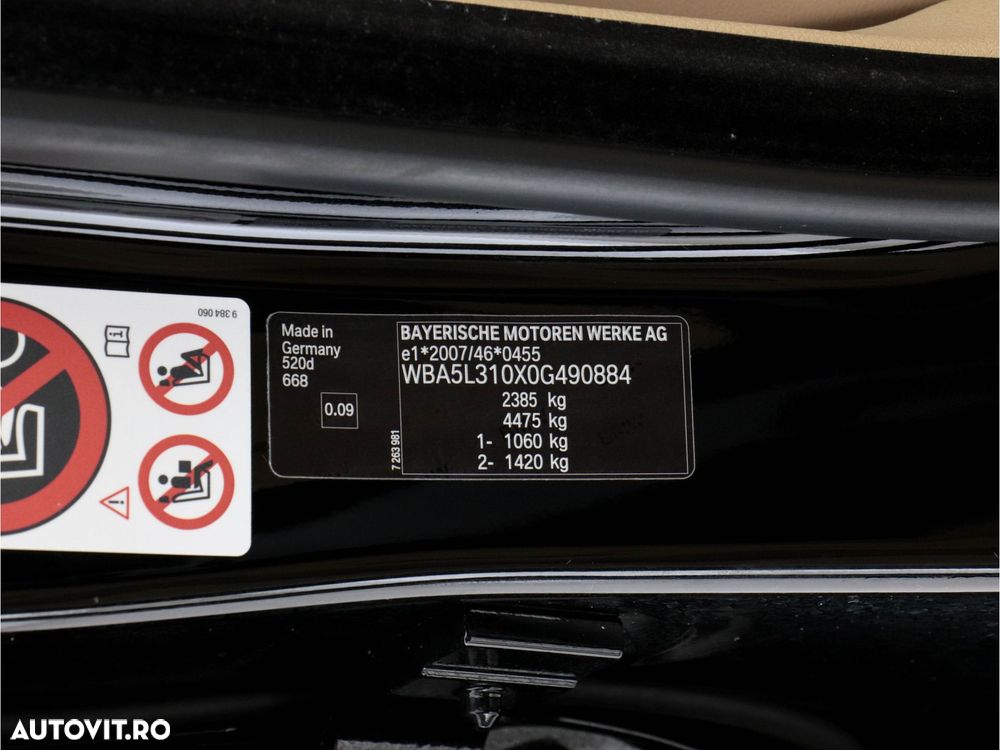 BMW Seria 5 520d Aut. Luxury Line - 27