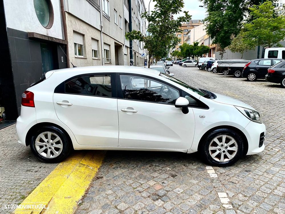 Kia Rio 1.1 CRDi - 5