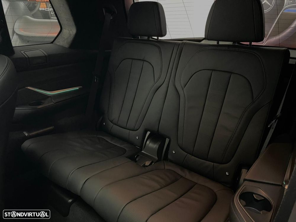 BMW X7 40 i xDrive Pack M - 16
