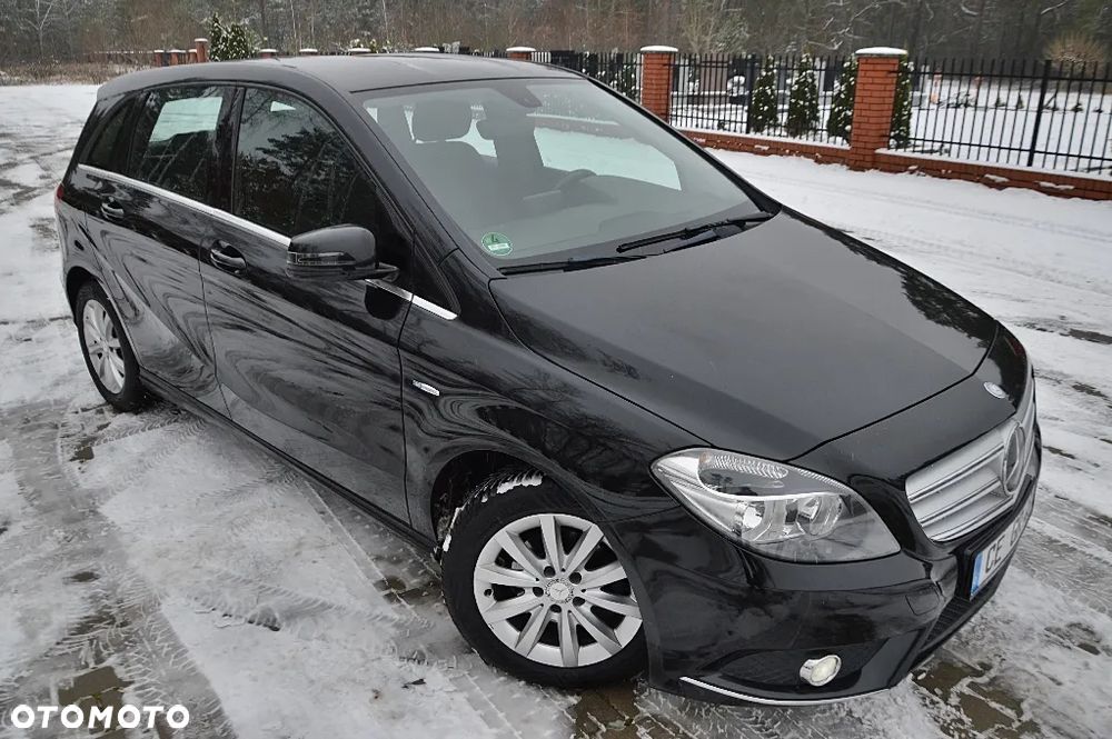 Mercedes-Benz Klasa B 180 BlueEFFICIENCY Edition - 3
