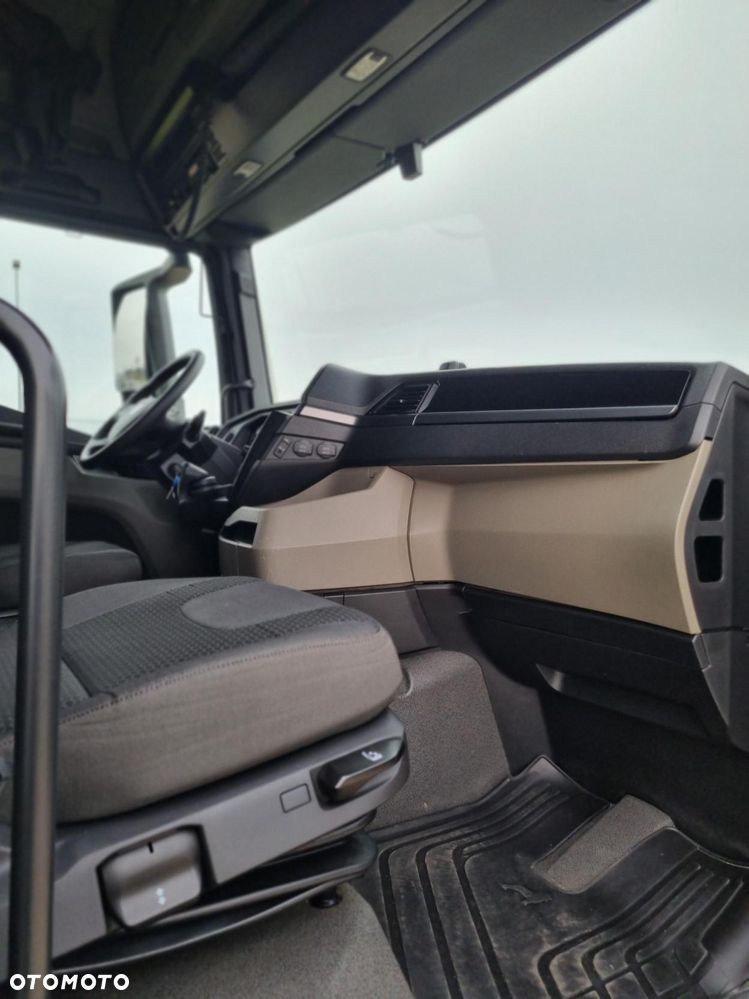 MAN TGL 12.250 Euro 6 - 11