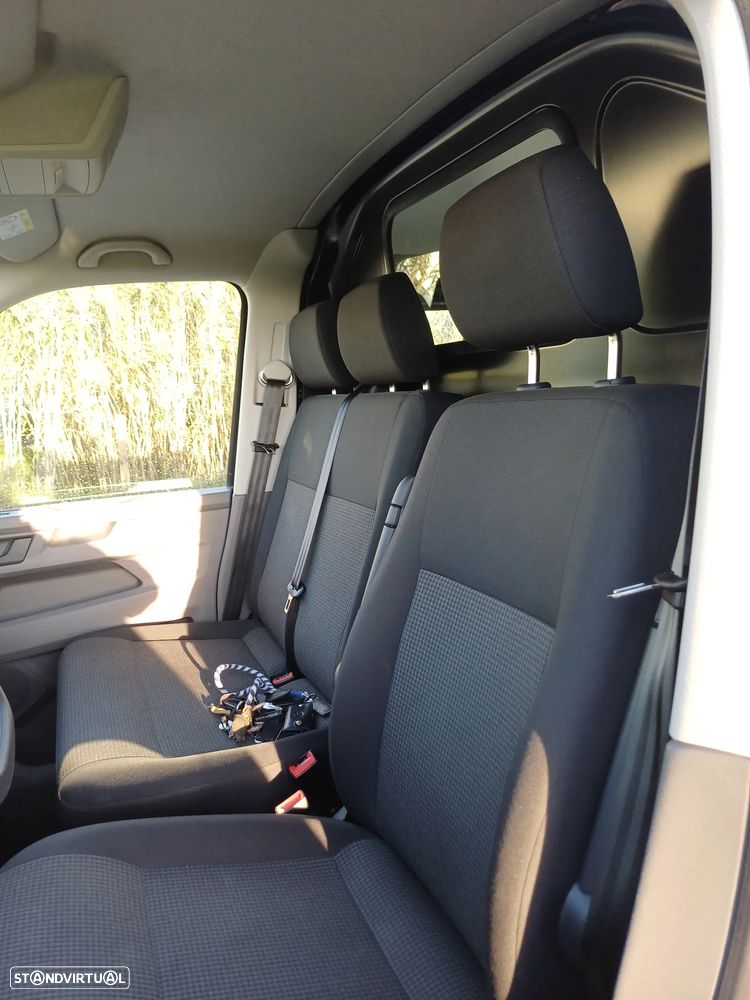 VW Transporter California T6.1 Beach Tour - 15